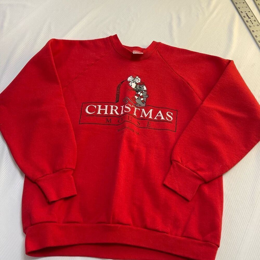 Fruit Of The Loom Christmas Mouse Williamsburg VA VTG Red Sweatshirt Size Large
